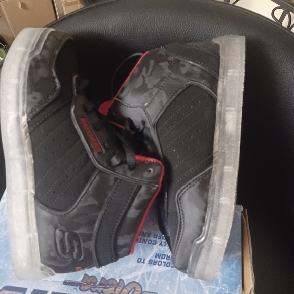 COPY - SKECHERS ICE LIGHTS ULTRA NEW BOY  SIZE 3 - Picture 8 of 15